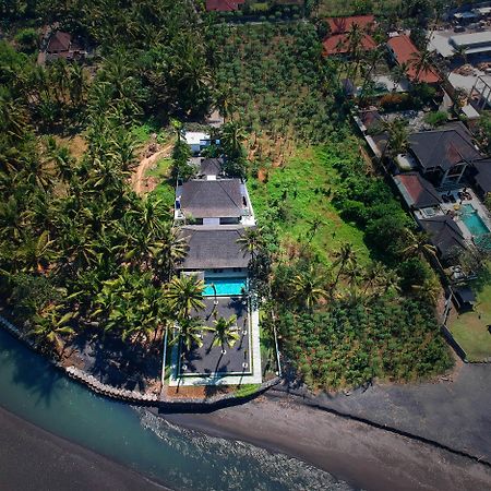 Kutus Kutus Saba Beach Villa Sukawati Esterno foto
