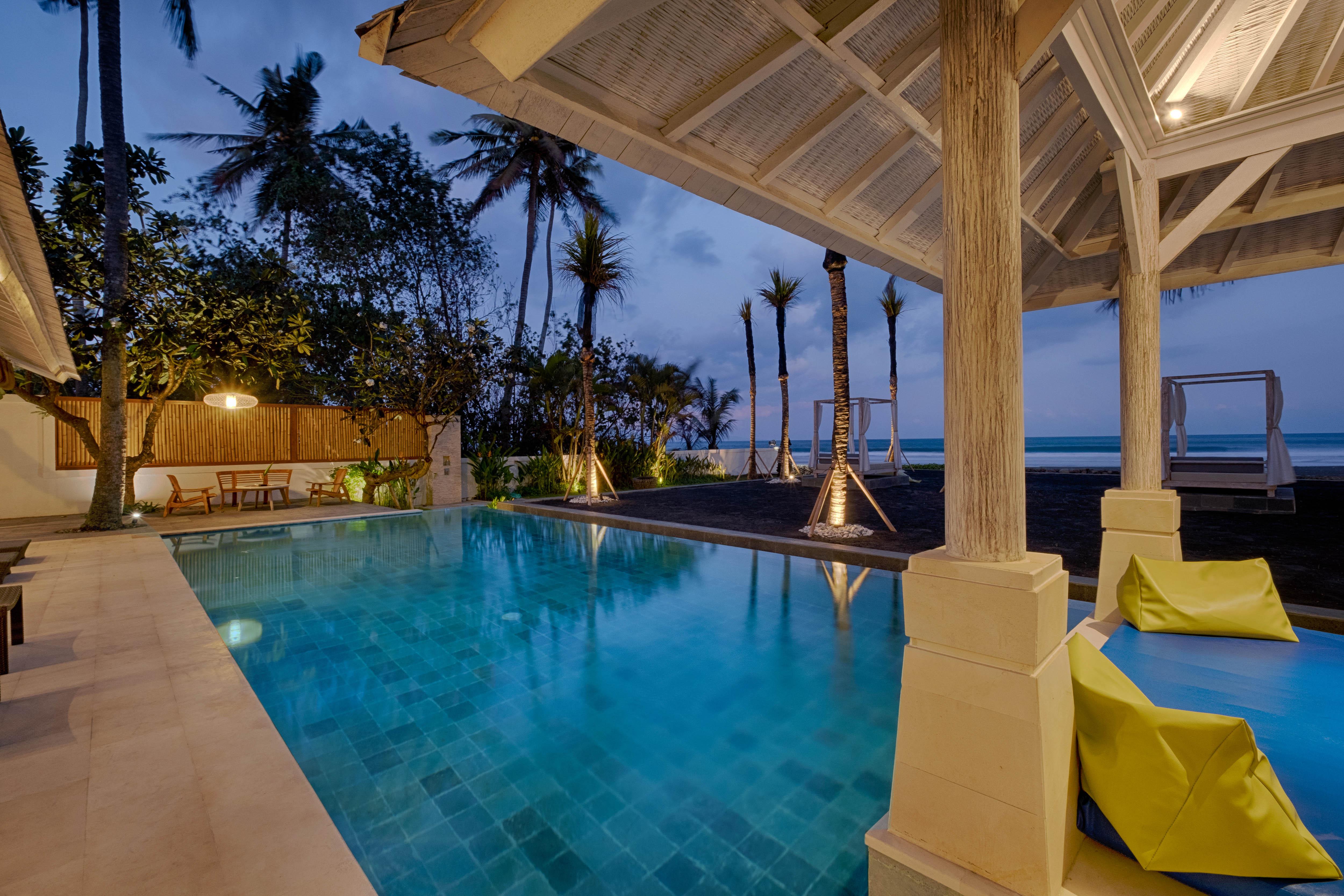Kutus Kutus Saba Beach Villa Sukawati Esterno foto