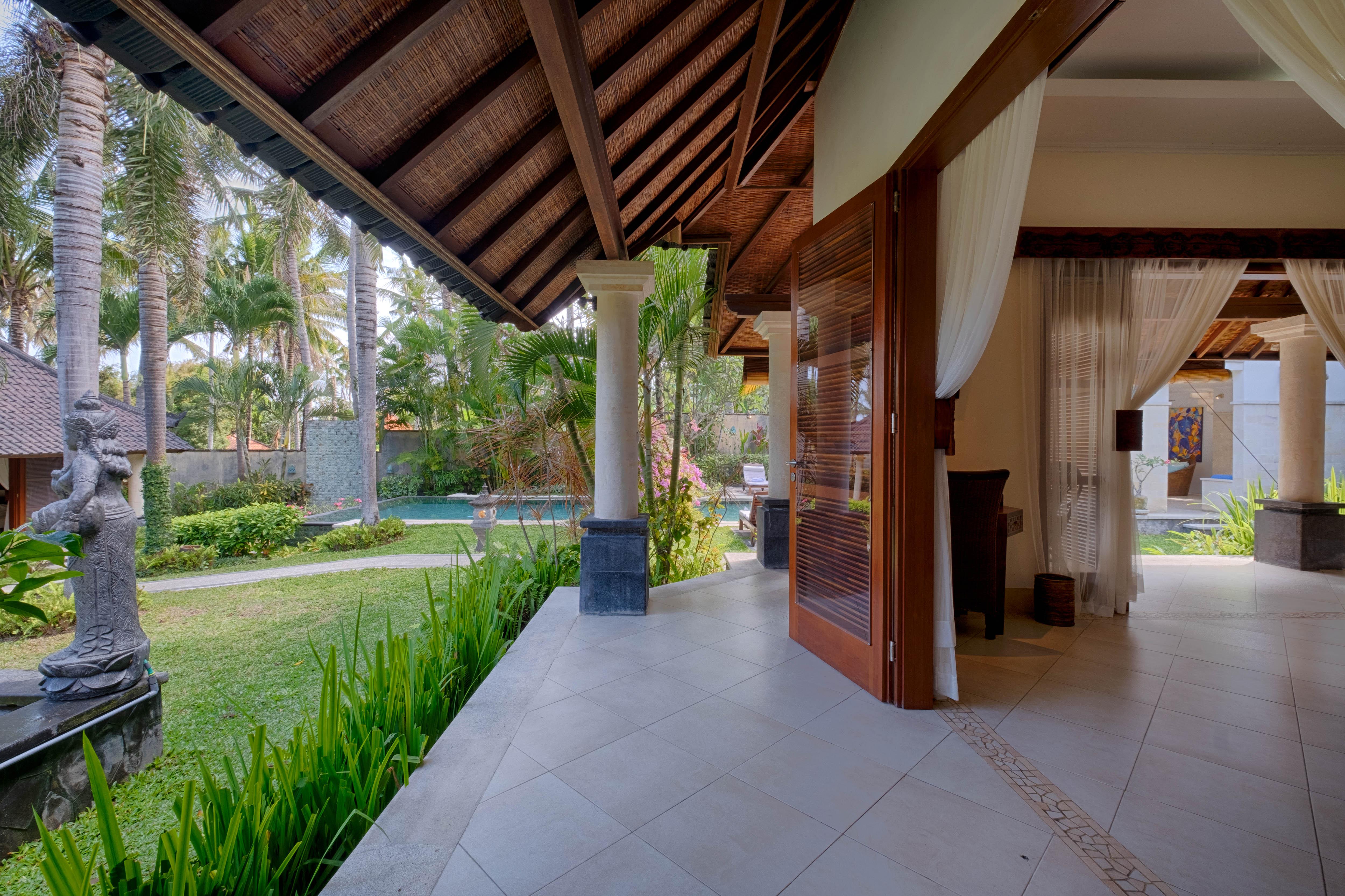 Kutus Kutus Saba Beach Villa Sukawati Esterno foto