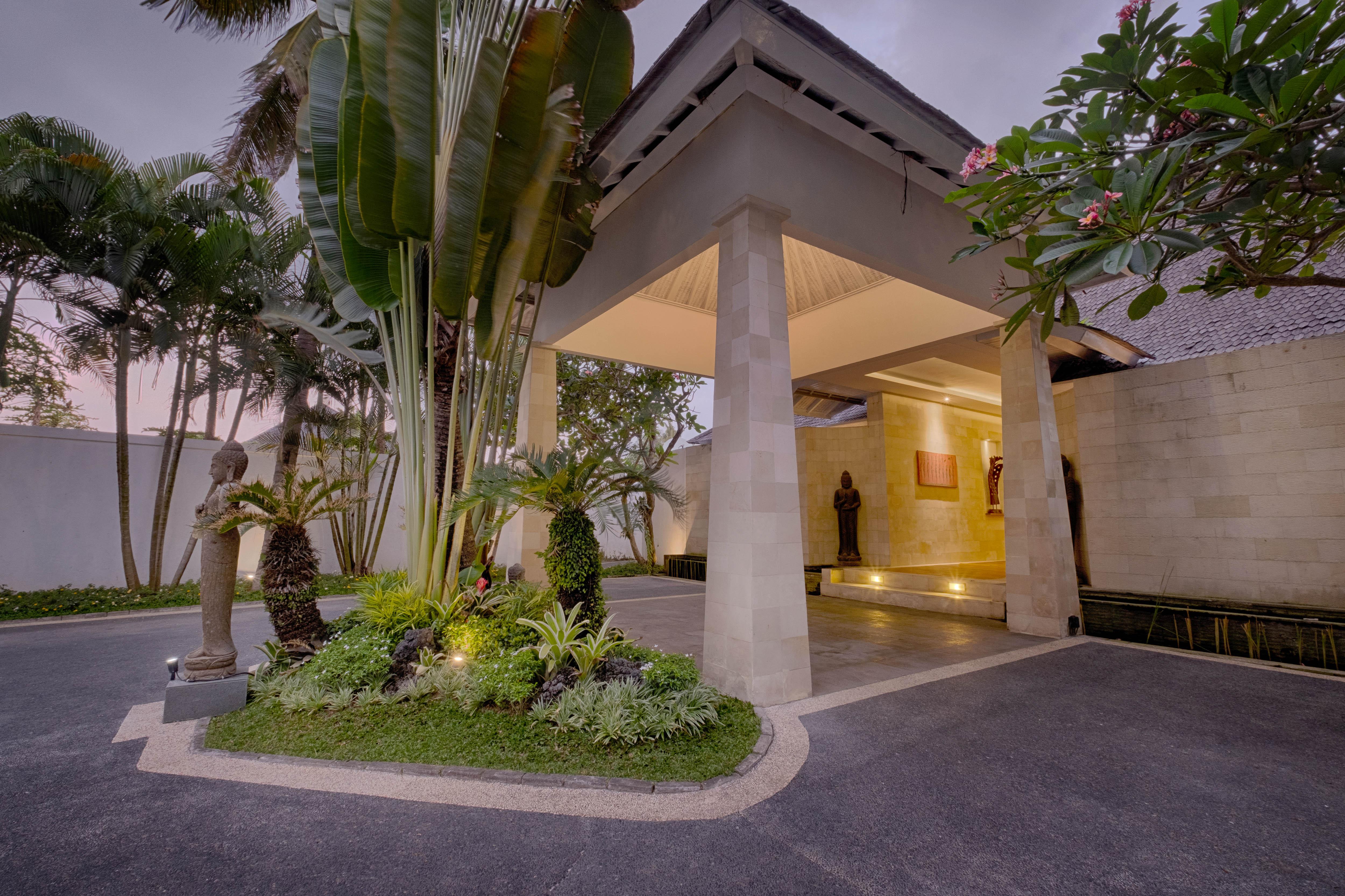 Kutus Kutus Saba Beach Villa Sukawati Esterno foto